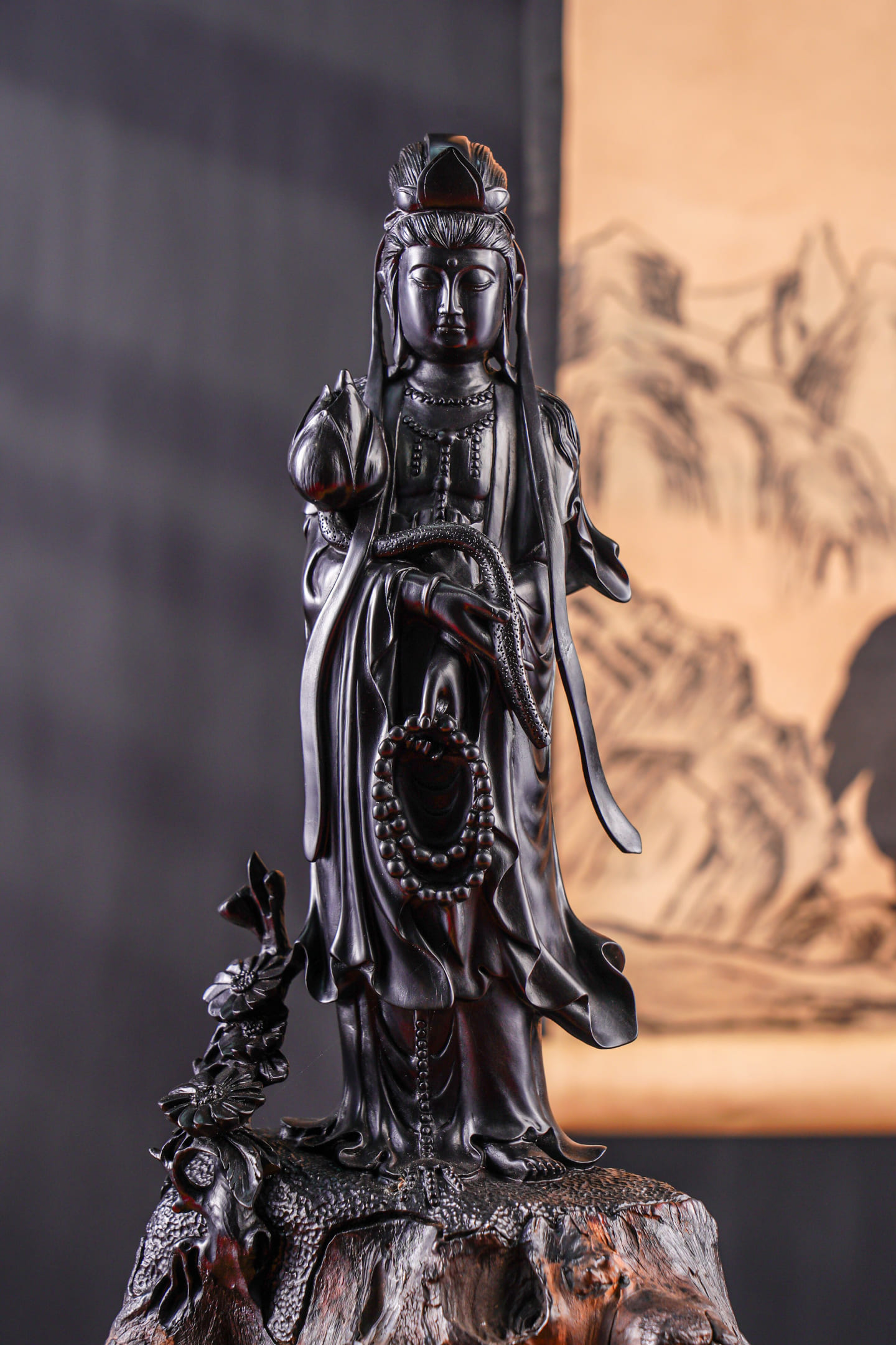 Đồ gỗ đẹp Liên Hà-Tượng phật Bà gỗ mun sừng