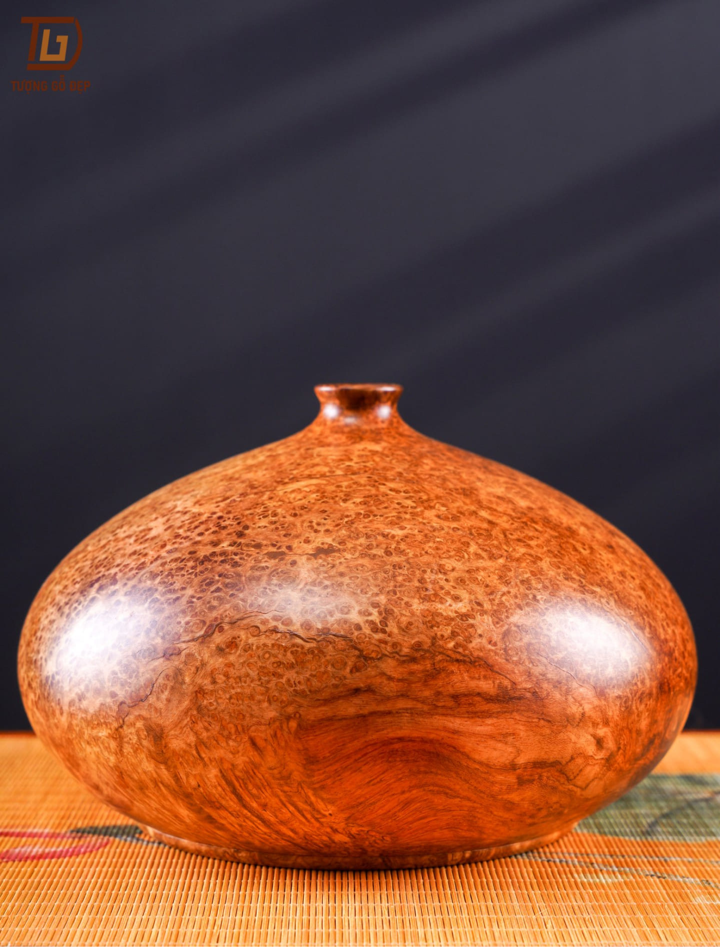 Đồ gỗ đẹp Liên Hà-Bình phú quý nu hương cao 15cm đường kính 12cm